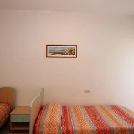 Seafront With Shared Pool Apartment