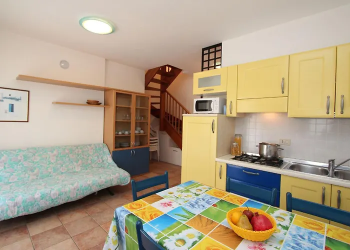 Apartment Seafront With Shared Pool Bibione